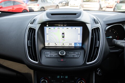 Ford C-Max TITANIUM 27