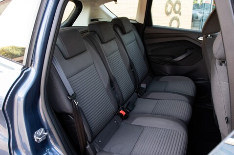 Ford C-Max TITANIUM 32