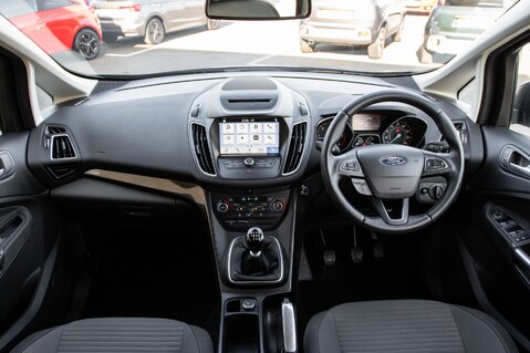 Ford C-Max TITANIUM 4