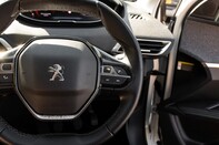 Peugeot 3008 BLUEHDI S/S ALLURE PREMIUM 19