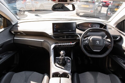 Peugeot 3008 BLUEHDI S/S ALLURE PREMIUM 4