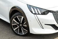 Peugeot 208 GT PREMIUM 2