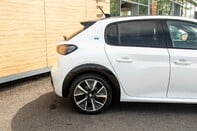 Peugeot 208 GT PREMIUM 8