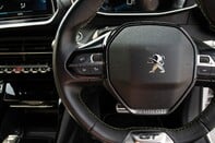 Peugeot 208 GT PREMIUM 19