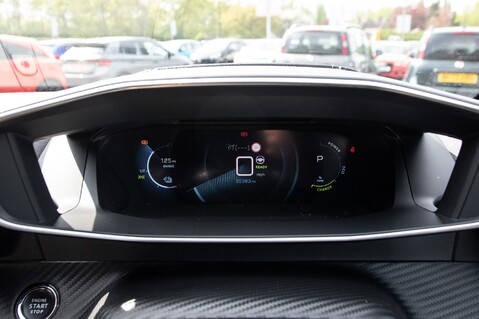Peugeot 208 GT PREMIUM 15