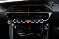 Peugeot 208 GT PREMIUM 33