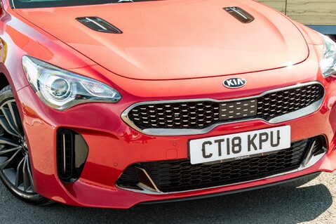 Kia Stinger GT-LINE ISG 11