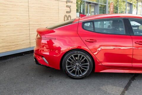 Kia Stinger GT-LINE ISG 8