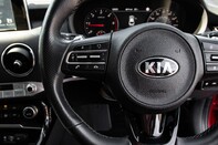 Kia Stinger GT-LINE ISG 19
