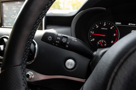 Kia Stinger GT-LINE ISG 17