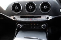 Kia Stinger GT-LINE ISG 33