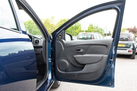 Dacia Logan ESSENTIAL TCE 14