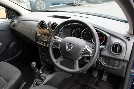 Dacia Logan ESSENTIAL TCE