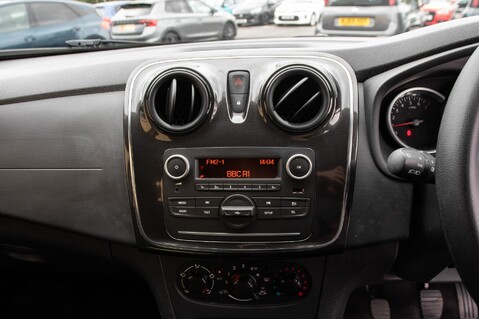 Dacia Logan ESSENTIAL TCE 22