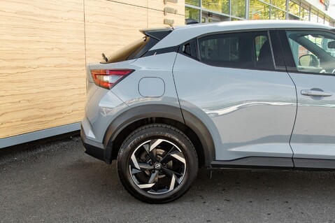 Nissan Juke DIG-T N-CONNECTA 8