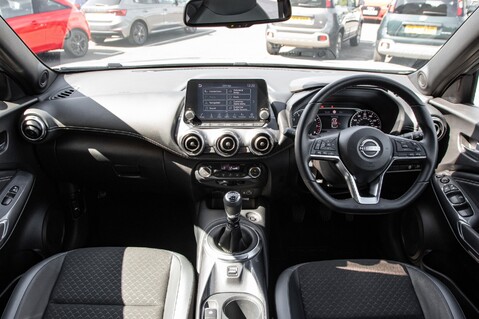 Nissan Juke DIG-T N-CONNECTA 4