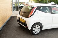Toyota Aygo VVT-I X-PLAY X-SHIFT 9