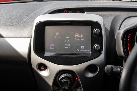 Toyota Aygo VVT-I X-PLAY X-SHIFT 22