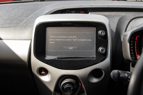 Toyota Aygo VVT-I X-PLAY X-SHIFT 23