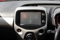 Toyota Aygo VVT-I X-PLAY X-SHIFT 24