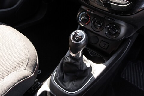 Vauxhall Corsa GRIFFIN 29