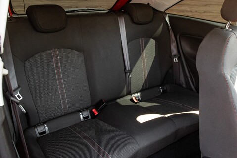 Vauxhall Corsa GRIFFIN 32