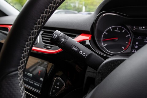 Vauxhall Corsa SRI VX-LINE NAV BLACK 17