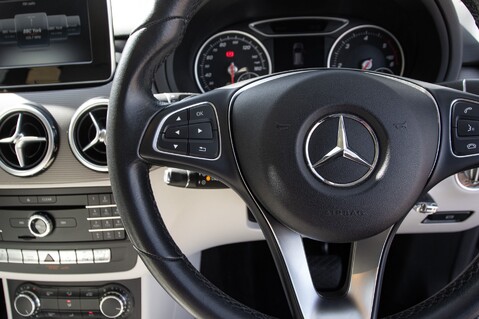 Mercedes-Benz B Class B 180 D SE EXECUTIVE 18