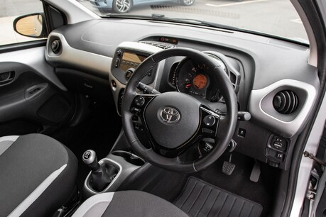 Toyota Aygo VVT-I X-PLAY