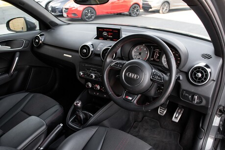 Audi A1 S1 QUATTRO