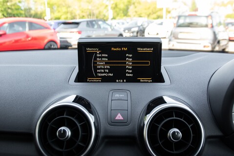 Audi A1 S1 QUATTRO 23