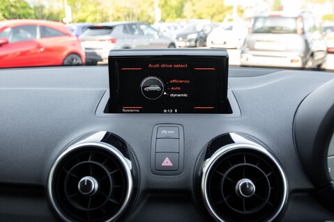 Audi A1 S1 QUATTRO 24