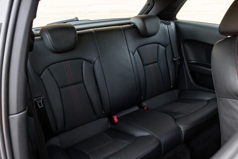 Audi A1 S1 QUATTRO 33