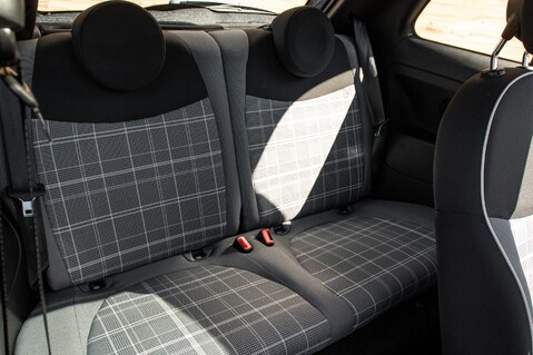 Fiat 500 LOUNGE MHEV 33