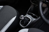 Toyota Aygo VVT-I X-PLAY 25