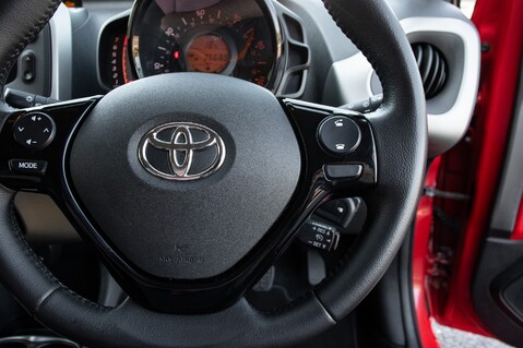 Toyota Aygo VVT-I X-PLAY 20