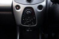 Toyota Aygo VVT-I X-PLAY 26