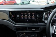 Volkswagen Polo R-LINE TSI 22