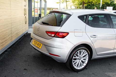 SEAT Leon TSI EVO SE DYNAMIC 9