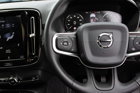 Volvo XC40 T3 INSCRIPTION 19
