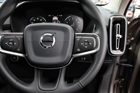 Volvo XC40 T3 INSCRIPTION 20