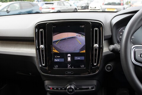 Volvo XC40 T3 INSCRIPTION 27