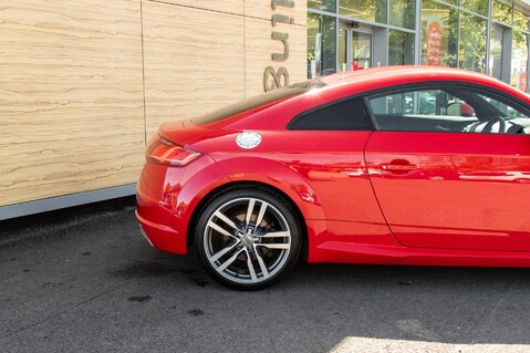 Audi TT TFSI S LINE 8
