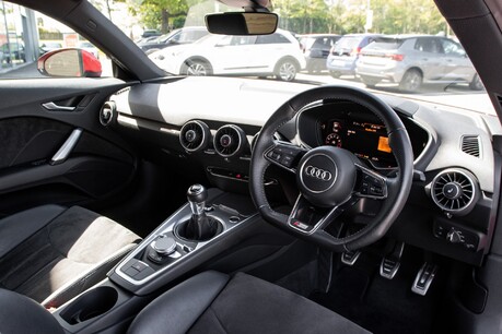 Audi TT TFSI S LINE