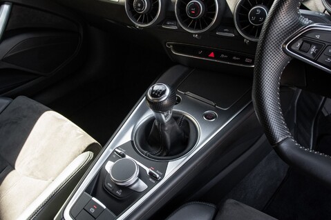 Audi TT TFSI S LINE 29