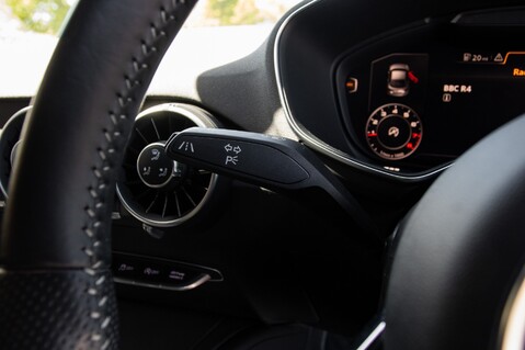 Audi TT TFSI S LINE 17
