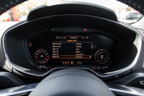 Audi TT TFSI S LINE 24