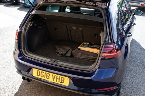Volkswagen Golf GTE ADVANCE DSG 37