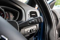 Volvo V40 T3 R-DESIGN 18