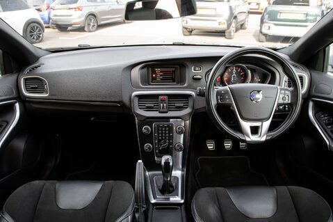 Volvo V40 T3 R-DESIGN 4